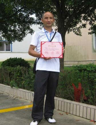 敢于挑戰(zhàn)，勇奪勝利