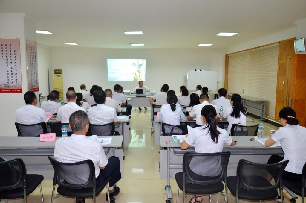 仁和干校領導力提升短訓（高級）培訓班開班 (1).jpg
